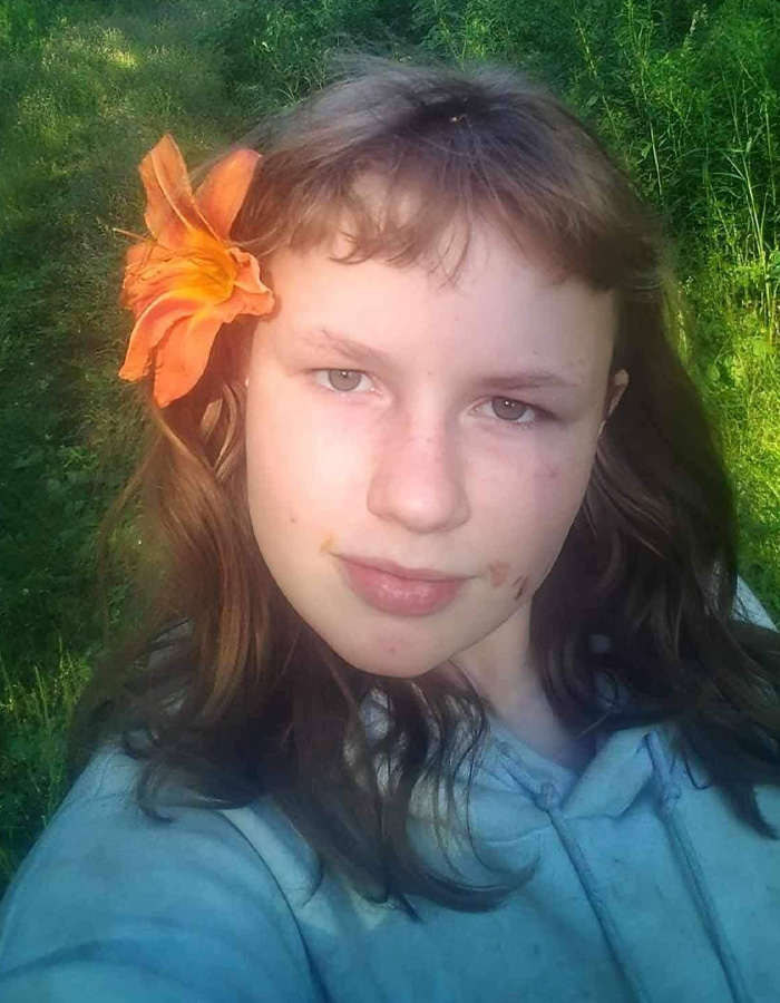 Menina de 13 anos desaparece da tenda da família na zona rural do Maine - agora seu pai emite um aviso perturbador