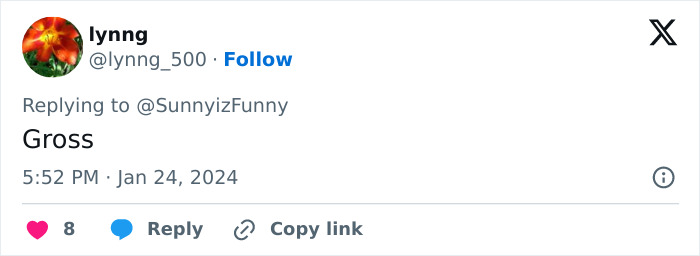 Kylie Jenner desperta preocupação de que seus implantes mamários tenham rompido depois que os fãs notaram detalhes no Coachella Snap Kylie Jenner desperta preocupação de que seus implantes mamários tenham rompido depois que os fãs notaram detalhes no Coachella Snap