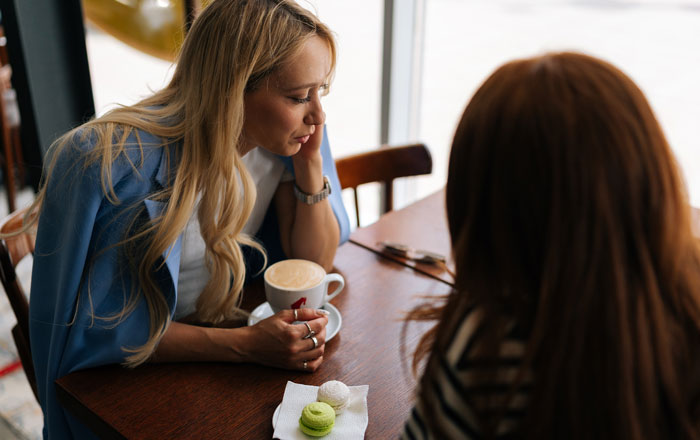 Woman Confused When BF’s Ex Starts Being Difficult, Meets Her And Finds Out She Is Not The Problem