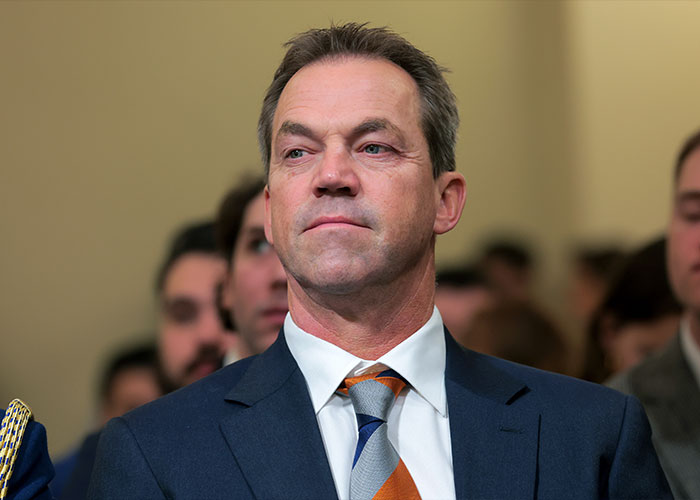 Kristi Noem responde após surgirem relatos sobre a dupla vida privada de seu marido Kristi Noem responde após surgirem relatos sobre a dupla vida privada de seu marido