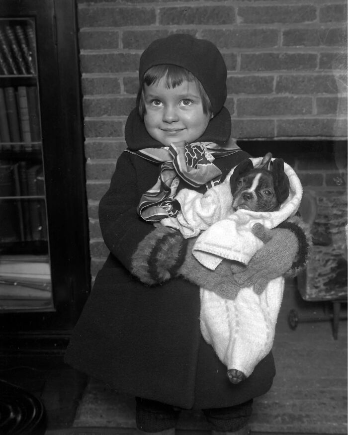 This Instagram Page Is Bringing Forgotten Dogs From History Back To Life In The Most Heartwarming Way(45 Pics)