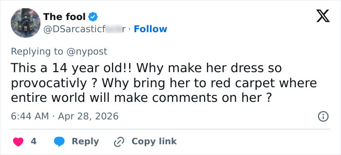 Pink Under Fire Over 14YO Daughter Willow's "Inappropriate" Red Carpet Look