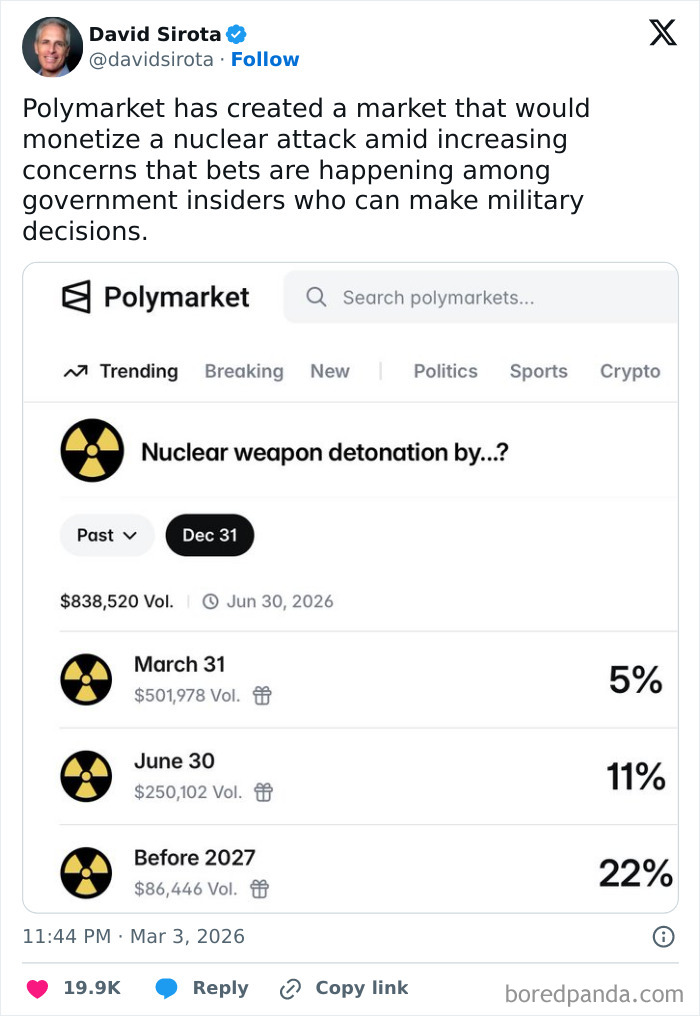 Tweet discussing a market predicting nuclear weapon detonation amid dystopian concerns in the United States.
