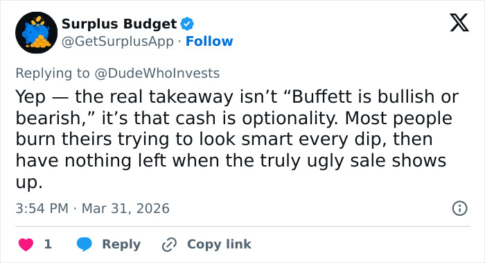 A Berkshire Hathaway de Warren Buffett tem feito um movimento silencioso que preocupa os investidores