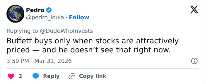 A Berkshire Hathaway de Warren Buffett tem feito um movimento silencioso que preocupa os investidores