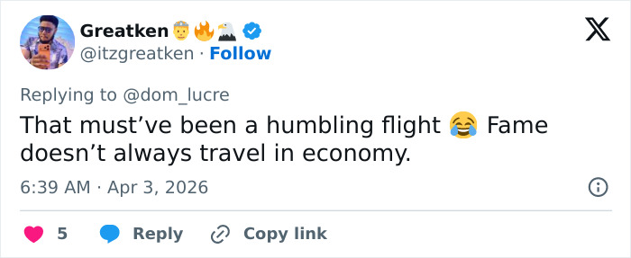 Screenshot of a tweet mocking a Broadway star for complaining about not being recognized on a plane, highlighting fame and trolling.