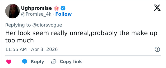 "Something Is Off Here": People Notice Bizarre Details In Photo Of Selena Gomez And Influencer