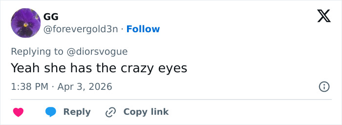 "Something Is Off Here": People Notice Bizarre Details In Photo Of Selena Gomez And Influencer