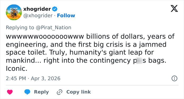 "Thirst Traps From Space": Astronaut's Ripped Physique During Moon Mission Sparks Frenzy