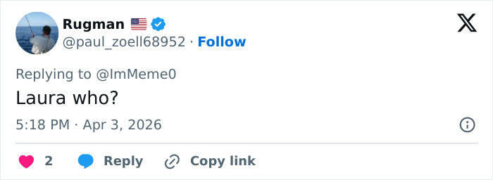 Social media reply mocking Broadway star after complaining about not being recognized on a plane.