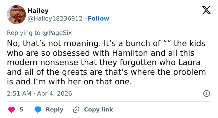 Tweet discussing Broadway star being trolled after complaining about not being recognized on a plane.