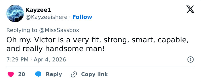 "Thirst Traps From Space": Astronaut's Ripped Physique During Moon Mission Sparks Frenzy