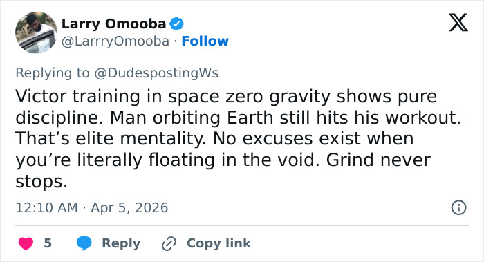 "Thirst Traps From Space": Astronaut's Ripped Physique During Moon Mission Sparks Frenzy