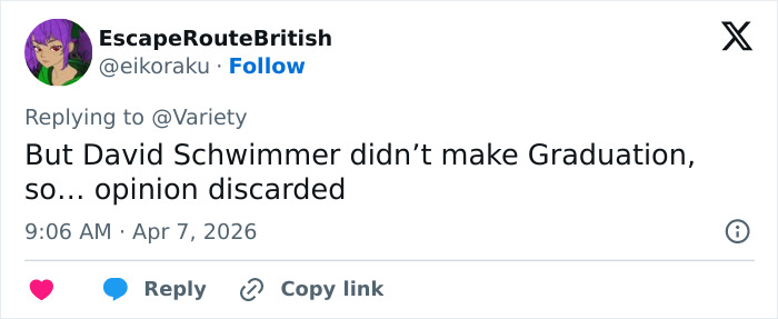 Captura de tela de um tweet fazendo referência a David Schwimmer em meio às consequências do Kanye West Wireless Festival e retiradas de patrocinadores.