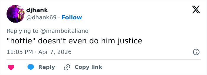 Usuário do Twitter comentando sobre a reação da internet ao debate sobre a gostosa na procissão de Páscoa na Espanha.