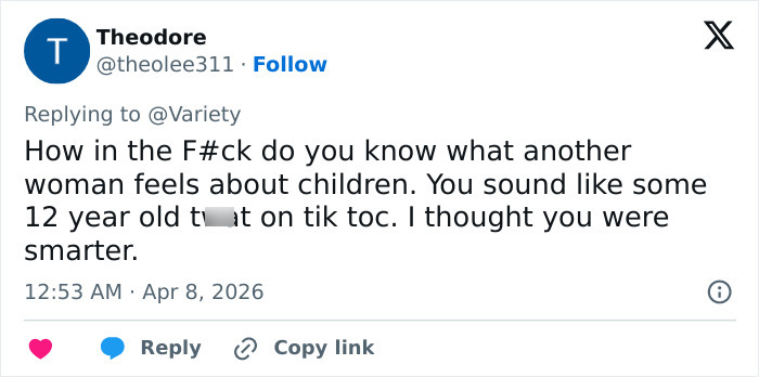 As palavras duras de Meryl Streep sobre a moda de Melania Trump geram debate depois que os fãs desenterraram seu passado