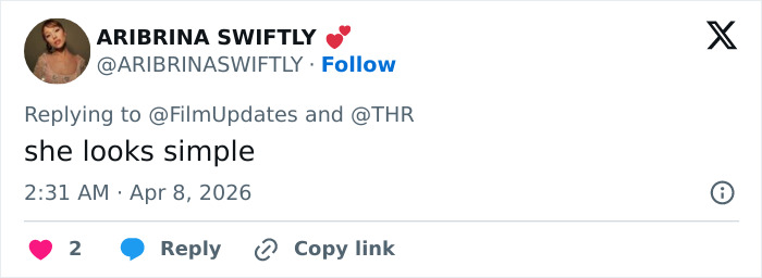 O visual de Sydney Sweeney pela estreia de 'Euphoria' é brutalmente torrado após notificação dos fãs, escolha incomum O visual de Sydney Sweeney pela estreia de 'Euphoria' é brutalmente torrado após notificação dos fãs, escolha incomum