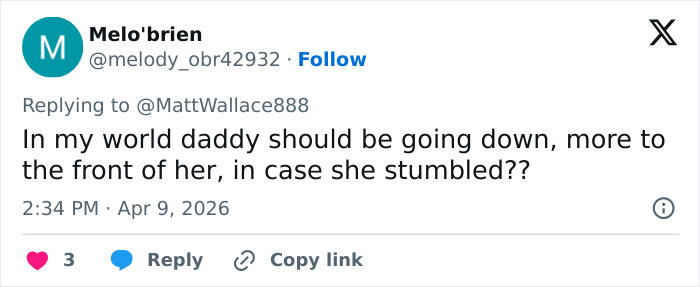 Video Of JD Vance And His Wife Getting Off Plane Goes Viral After Viewers Spot Odd Details