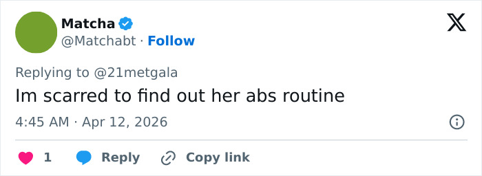 Tweet from Matcha commenting on Teyana Taylor&rsquo;s abs routine, reacting to her Coachella appearance and abs.