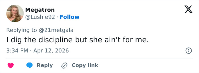 Teyana Taylor showing off toned abs at Coachella, sparking excitement among fans on social media.