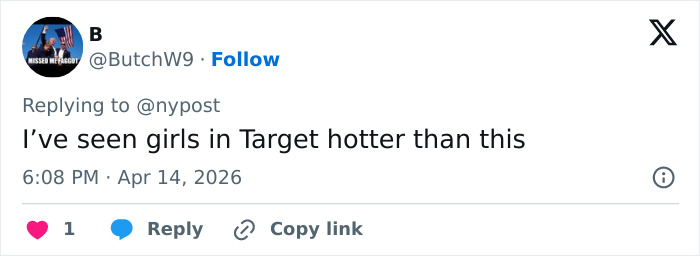 Tweet from user B replying to @nypost commenting on Coachella guest who went viral as most beautiful girl alive at the festival.