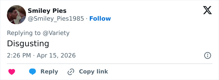 "Wearing Dried Human Skin": Zendaya's "Eerie" Look At CinemaCon Sparks Brutal Reactions Online "Wearing Dried Human Skin": Zendaya's "Eerie" Look At CinemaCon Sparks Brutal Reactions Online