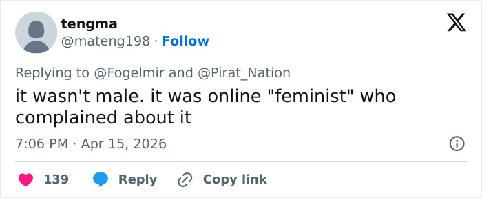 Screenshot of a tweet discussing an online feminist complaint related to esports host and revealing outfit controversy. Screenshot of a tweet discussing an online feminist complaint related to esports host and revealing outfit controversy.