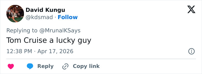 "Qual é o sentido das roupas?": Ana De Armas provoca debate acalorado com o decote que revela demais