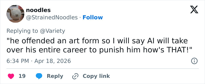 Captura de tela do tweet mostrando o comentário de um usuário sobre o comentário brutal de Charlize Theron sobre o comentário de balé de Timothee Chalamet.