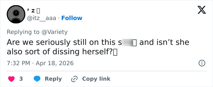 Usuário de mídia social comentando sobre o comentário brutal de Charlize Theron sobre o comentário de Timothee Chalamet no balé, gerando debate.