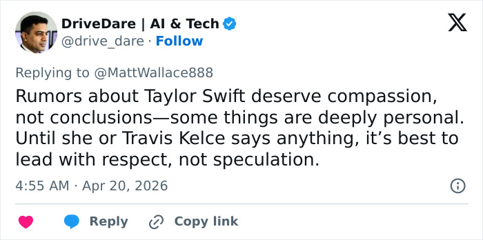 A recente aparição e comportamento de Taylor Swift estimulam rumores de gravidez