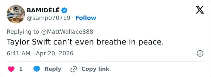 A recente aparição e comportamento de Taylor Swift estimulam rumores de gravidez