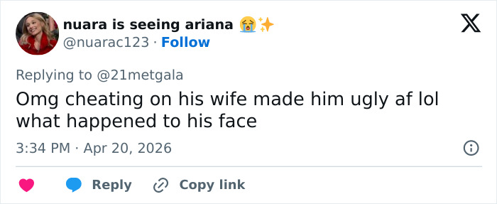 "O leite estragou": O novo visual do tapete vermelho de Adam Levine deixa os fãs atordoados