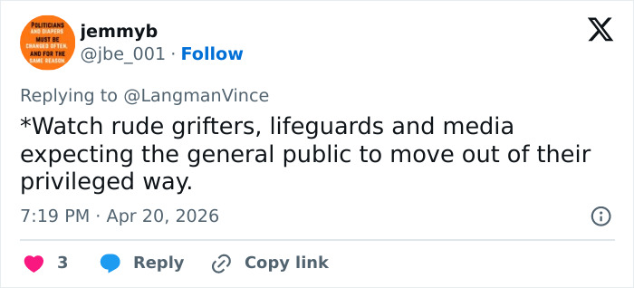 Meghan Markle e Príncipe Harry ofuscados durante visita à praia de Bondi depois 