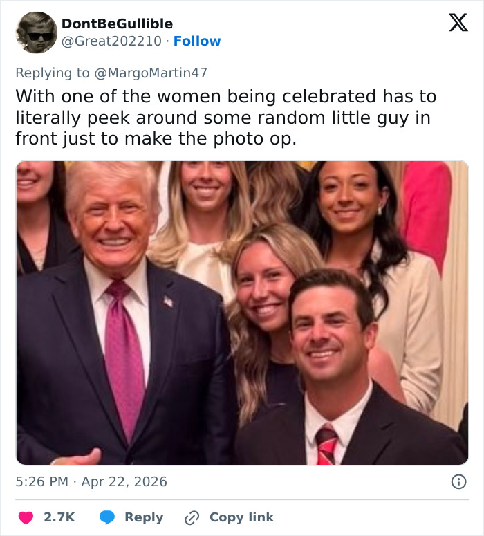 "Tive que triplicar a verificação": Detalhe na foto da Casa Branca com o tênis feminino da Geórgia desperta críticas