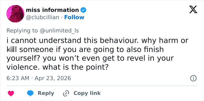 'Pai do ano' encerra a vida do filho de 11 anos no banheiro do aeroporto e depois se volta contra si mesmo