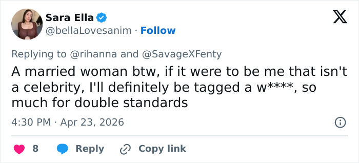 "Não é empoderamento, apenas marketing desesperado": Fotos de lingerie atrevida de Rihanna brutalmente arrastadas online