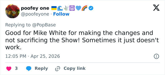 Um tweet de poofey one elogiando as mudanças de Mike White no The White Lotus após a saída de Helena Bonham Carter.