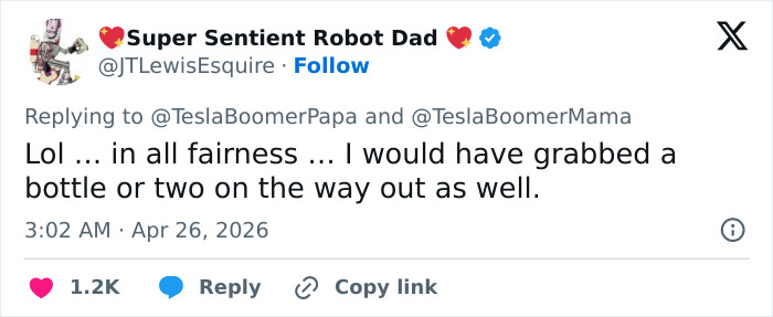 Mulher criticada por ato bizarro em meio ao caos após ataque em jantar de correspondentes na Casa Branca