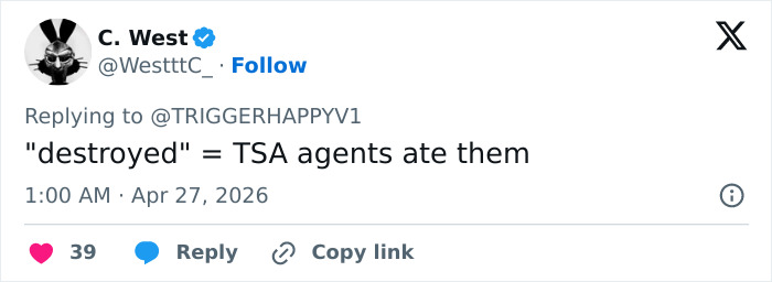 K-9 Beagle da alfândega dos EUA se torna uma sensação viral depois de pegar um passageiro com 100 sanduíches