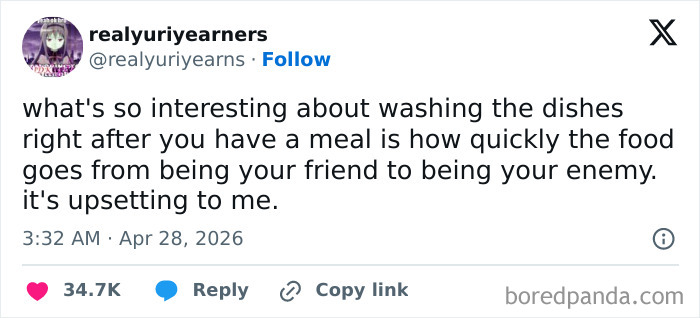 A tweet about how food quickly turns from friend to enemy after a meal. A funny tweet for warm spring weather.