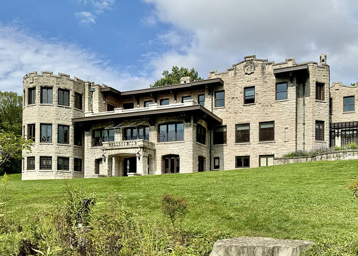 79 Times People Got Exclusive Access To Places And Couldn’t Believe Their Luck