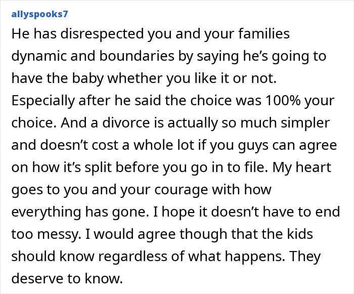 O casamento aberto dá uma guinada selvagem quando a namorada do marido pede um bebê, a esposa lhe dá um ultimato