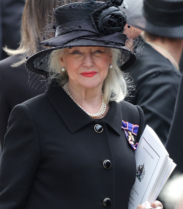 O ex-assistente da rainha Elizabeth fala sobre como é realmente a família real a portas fechadas O ex-assistente da rainha Elizabeth fala sobre como é realmente a família real a portas fechadas