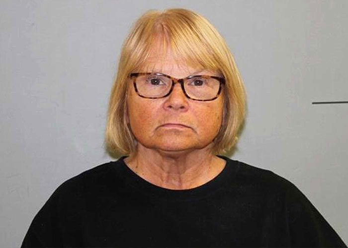 Professor, 65 anos, que passou a vida ajudando crianças com deficiência escondeu um segredo terrível