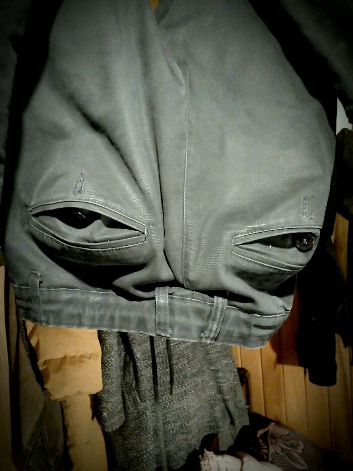 33 Times People Spotted Hidden Faces In Everyday Objects And Had To Share Them (New Pics)