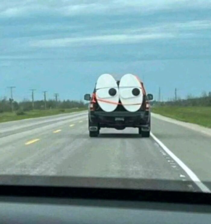 33 Times People Spotted Hidden Faces In Everyday Objects And Had To Share Them (New Pics)