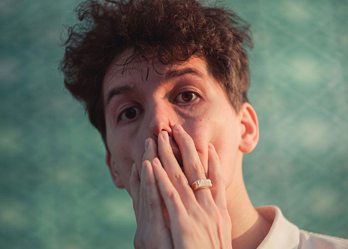 “My Wife Doesn't Know That My Dad Confessed”: Man’s World Shatters After Learning About A Double Betrayal