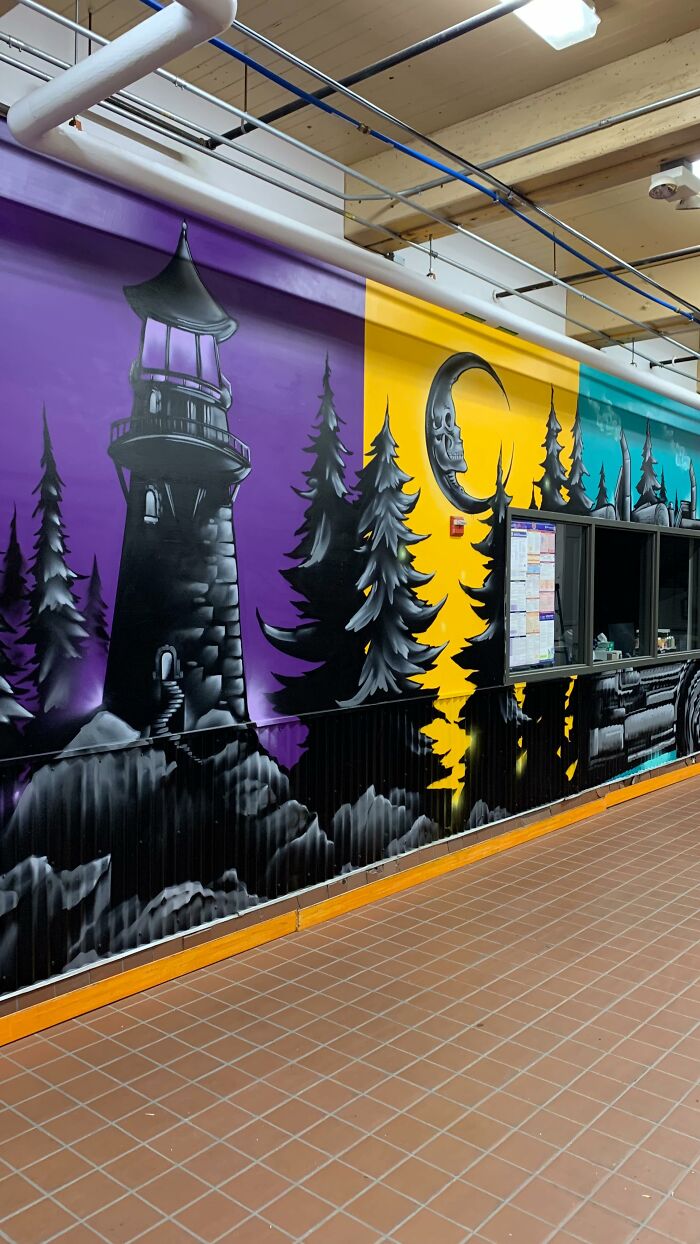 50 Vibrant Murals By ‘The Color Wizard’ That Brighten Walls Across New England