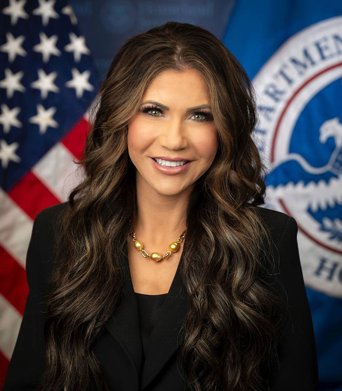 Kristi Noem responde após surgirem relatos sobre a dupla vida privada de seu marido Kristi Noem responde após surgirem relatos sobre a dupla vida privada de seu marido